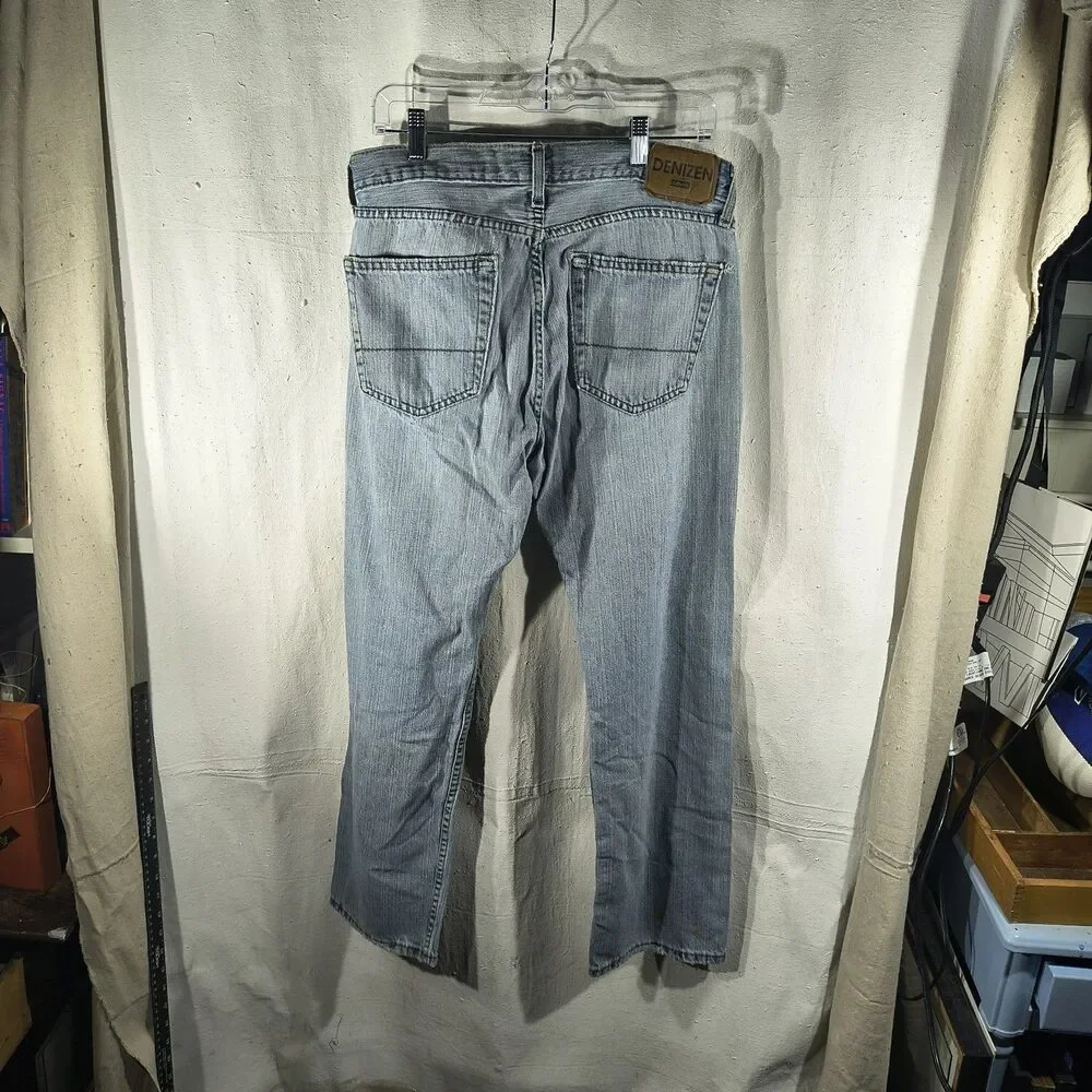 Levi's Denizen 236 Men's Size 33 X 30 Distressed Regular Fit Jeans